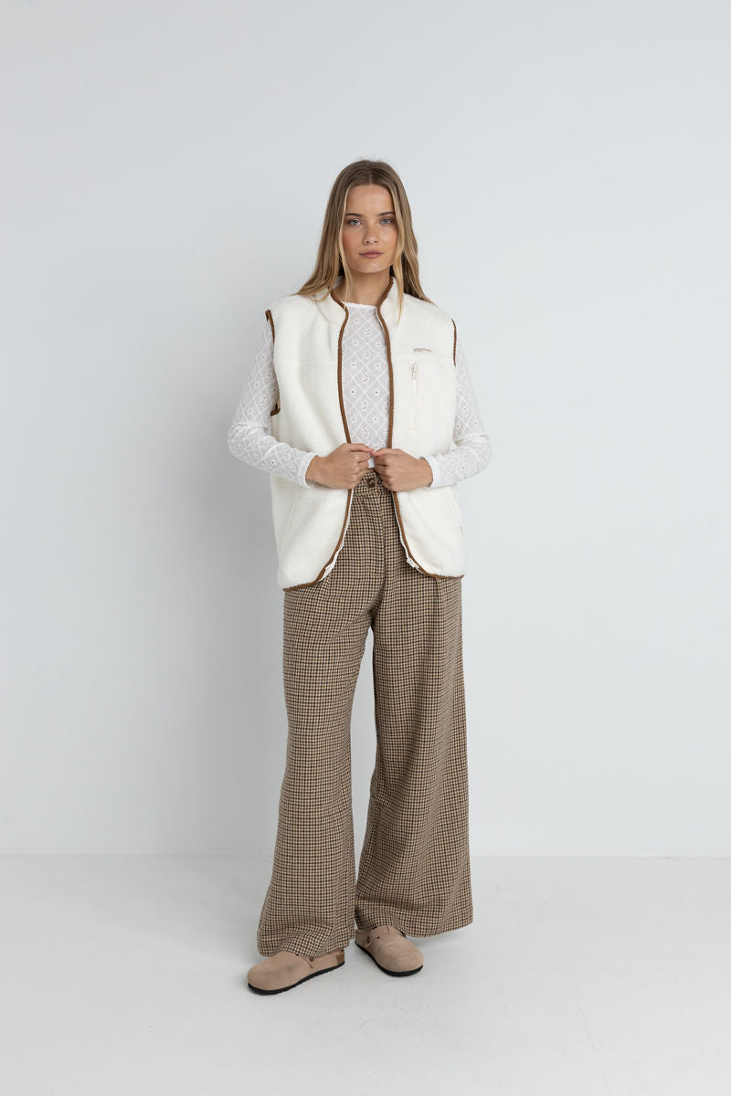 Rhythm Aria Sherpa Vests