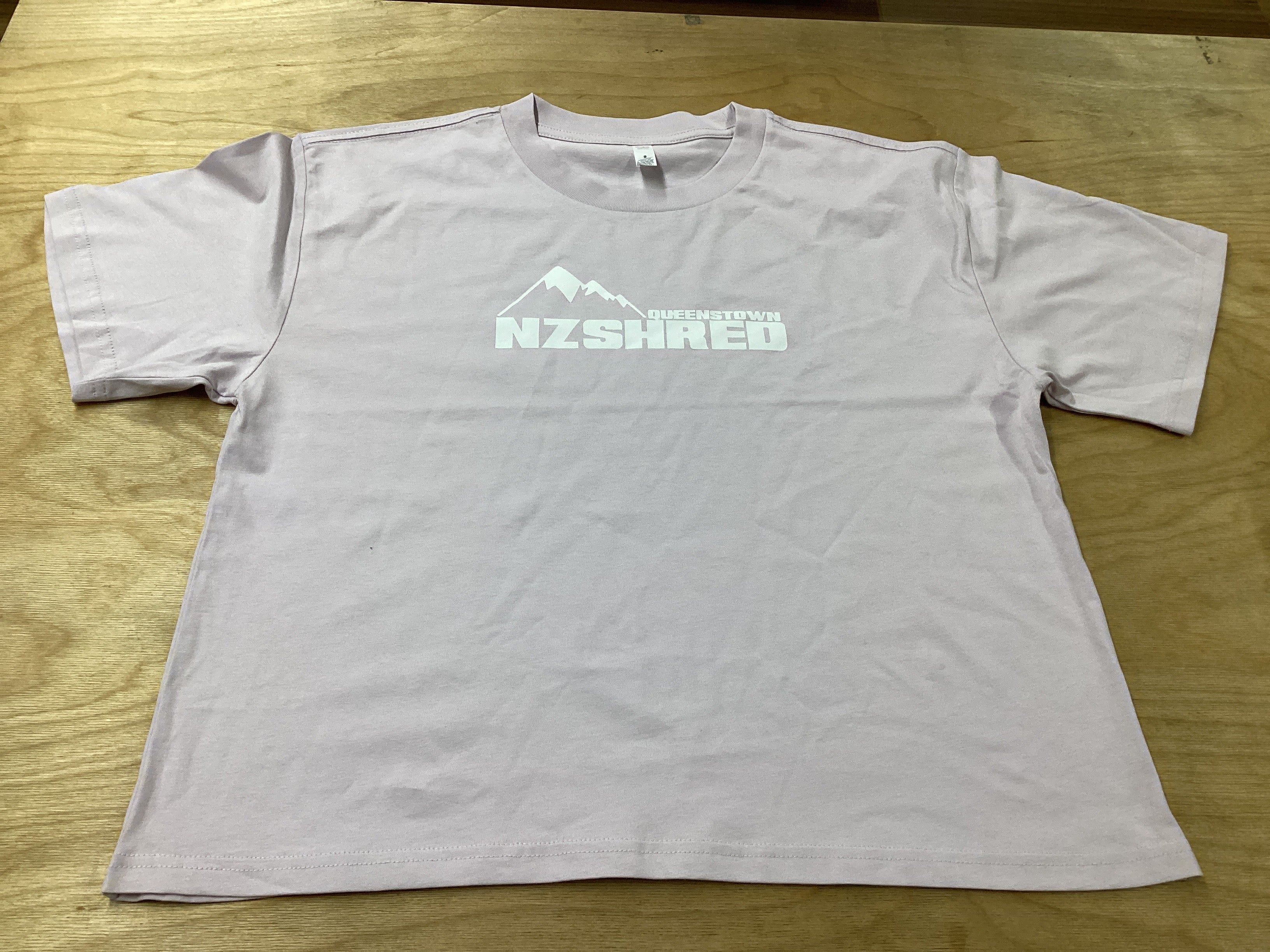 NZ Shred Loose Fit Crop Women's T-Shirts