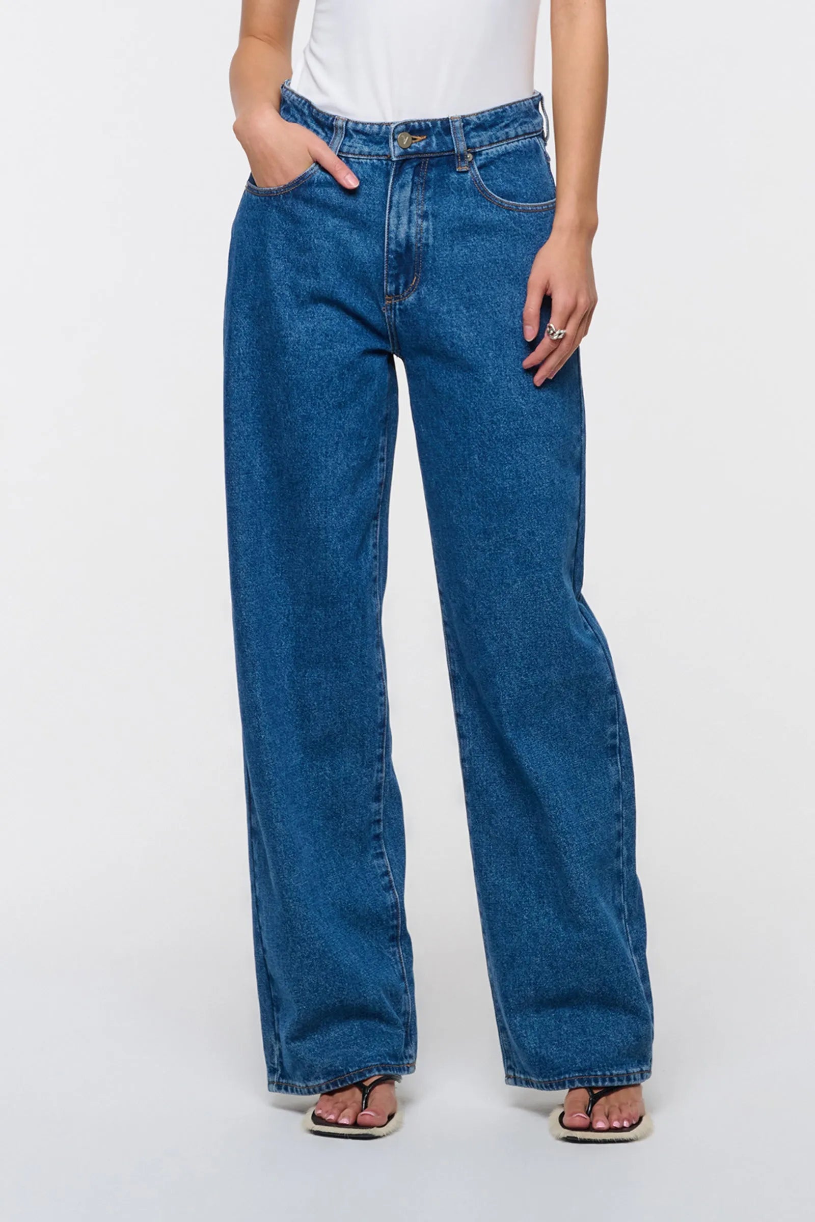 A Brand 95 Baggy Mid Rise Jeans