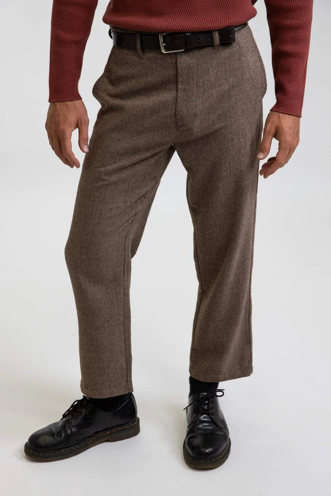 Buy Arrow New York Men Mid Rise Horizontal Stripe Herringbone Trousers -  Trousers for Men 24643768 | Myntra