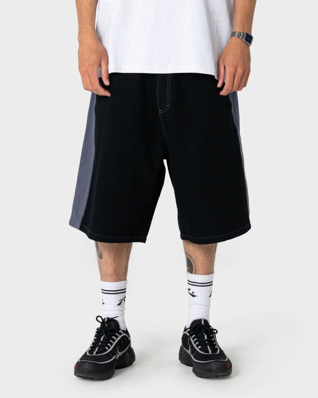 Rusty Lock Em Shorts